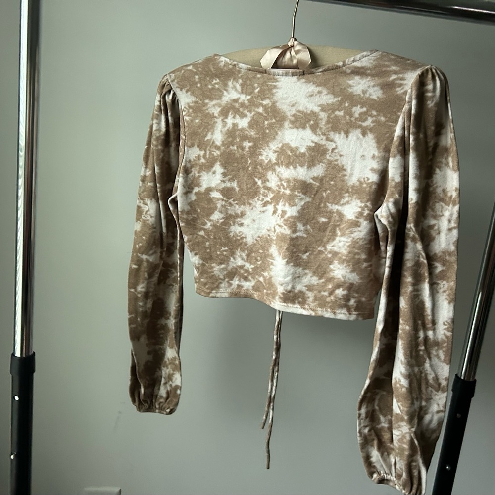 Tie-Dye Long Sleeve Crop Top - Brown and Cream